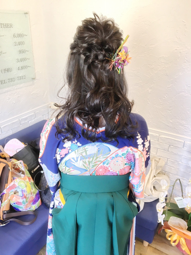 卒業式のヘアセット 着付け 袴 ハーフアップ 神戸 須磨海浜公園駅前の美容院 Hair Design Merry