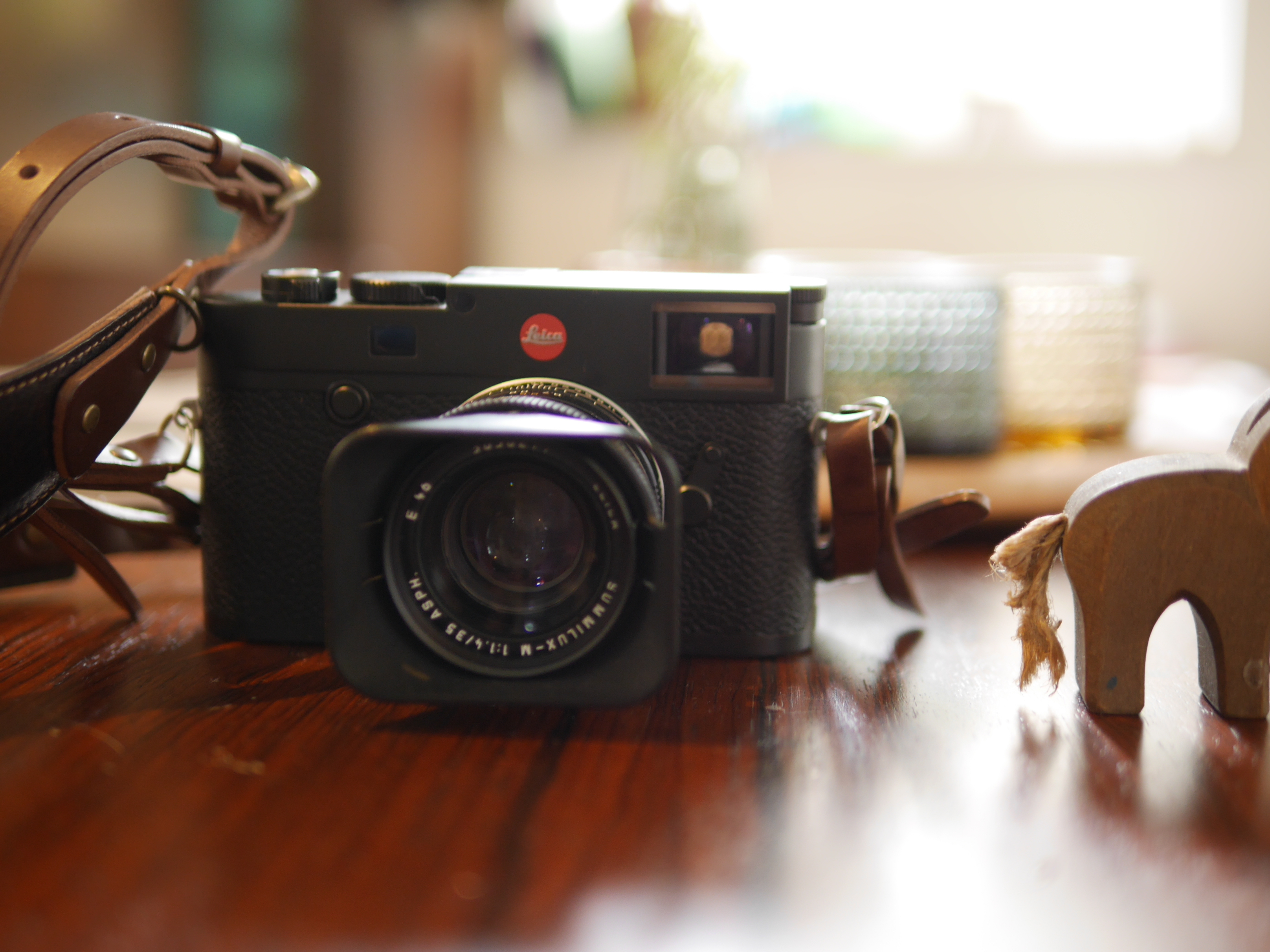極上品 Leica M10 Monochrom 40.0MP 公式通販で開催のセール - カメラ
