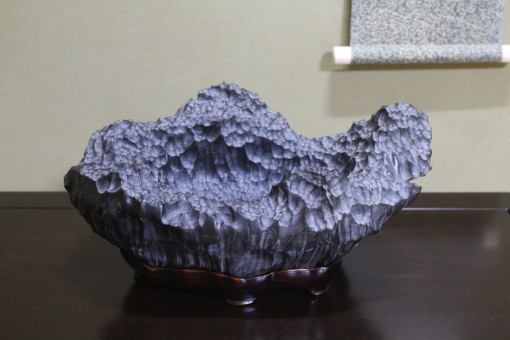 水溜まり石 | 水石の深淵なる美を見つめて
