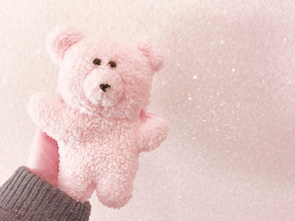 思わず触ってしまう ふわもこな Merryjenny のくまちゃんiphoneケース Nom De Plume ノンデプルーム 思わず触ってしまう ふわもこな Merryjenny のくまちゃんiphoneケース Nom De Plume ノンデプルーム