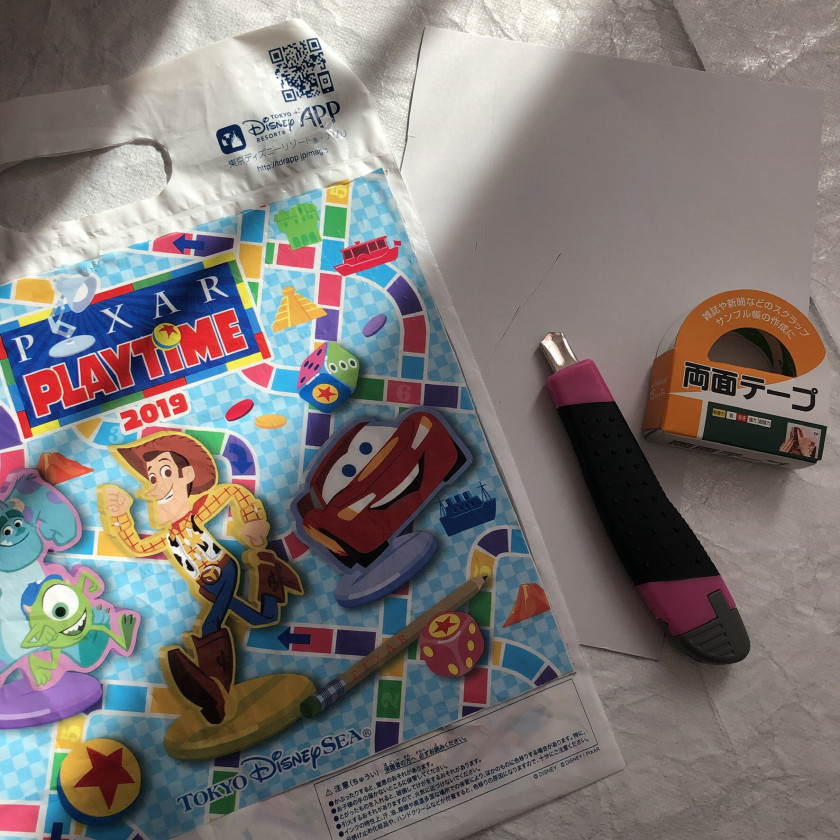 Nom De Plume ノンデプルーム Disneyのお土産袋をミニポスターにdiy