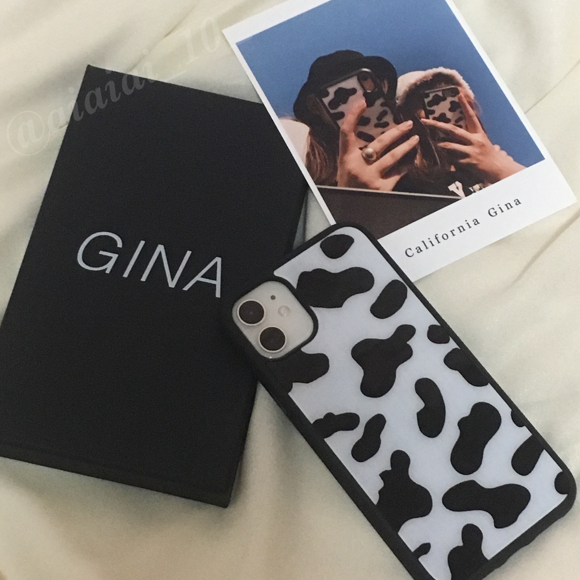 GINA】オシャレ可愛い牛柄スマホケース📱♡ | Nom de plume