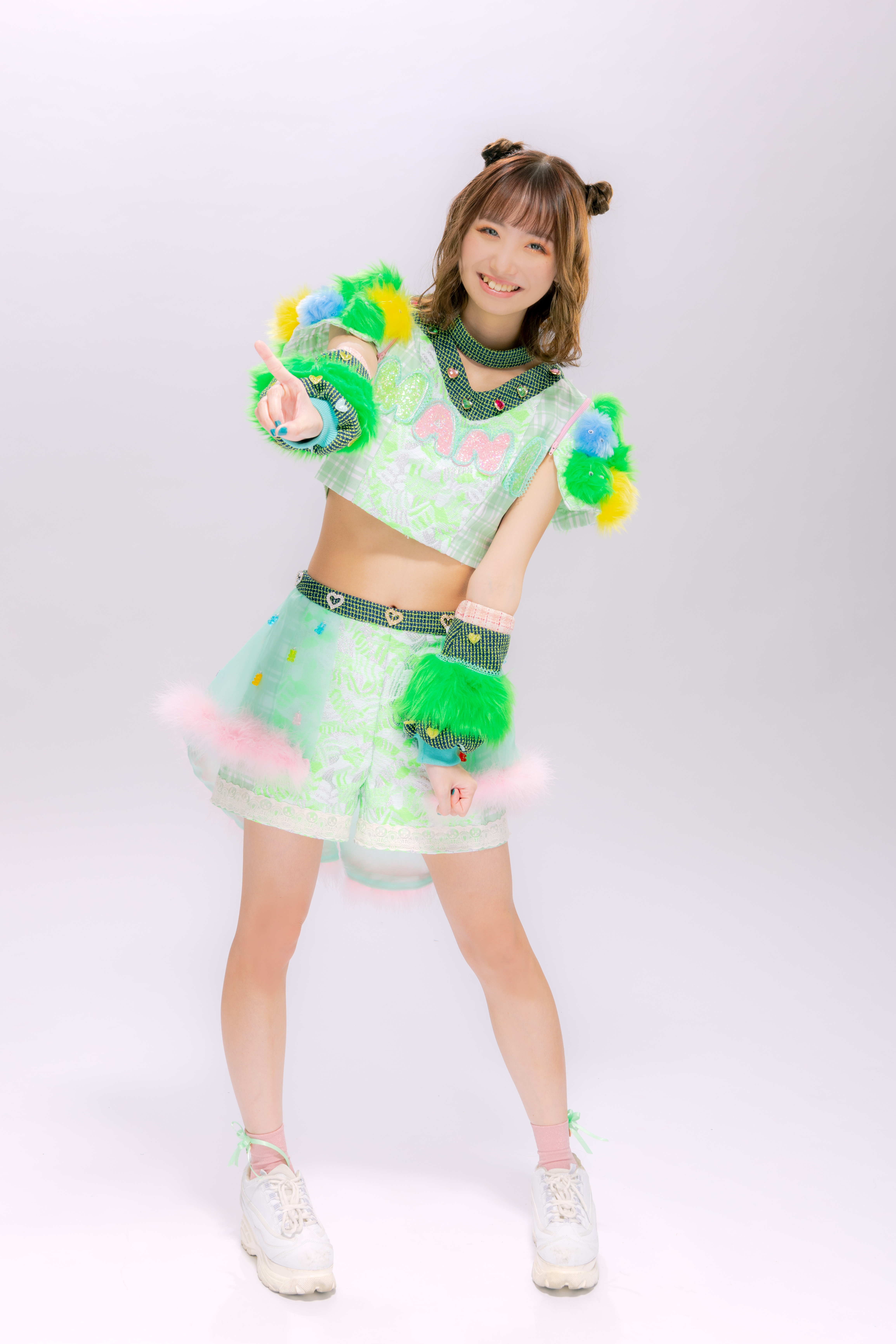 ekoms YouTube>4{ ->摜>21 