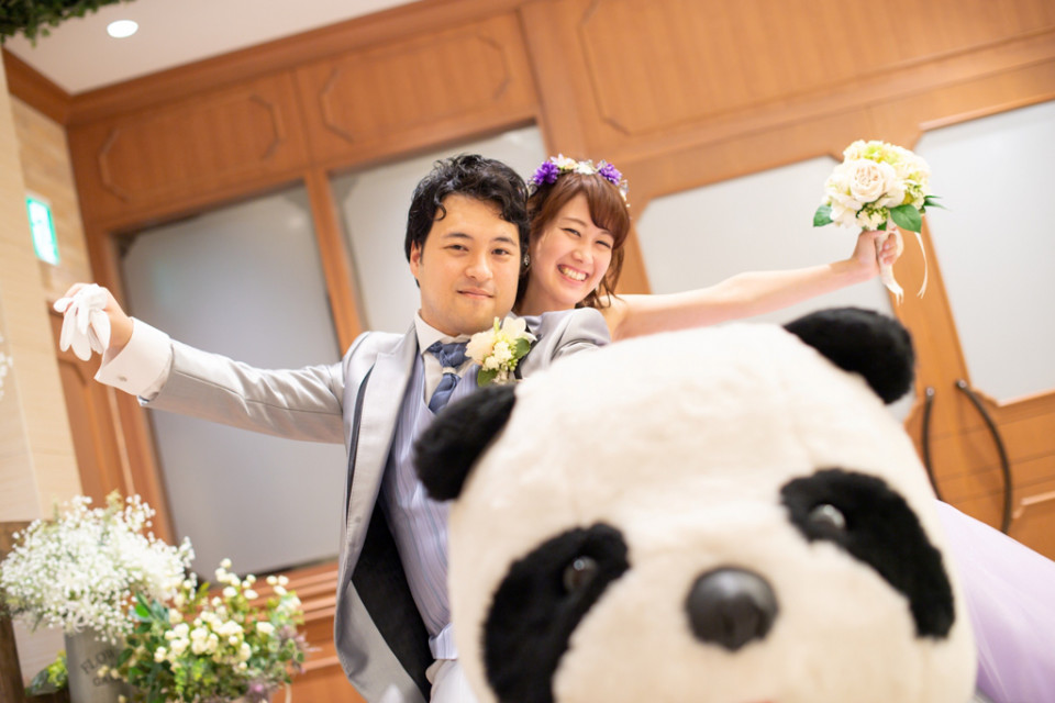 披露宴で驚きの再入場 おふたりの好きなものがいっぱいのウェディング Anfelicion 披露宴で驚きの再入場 おふたりの好きなものがいっぱいのウェディング Anfelicion