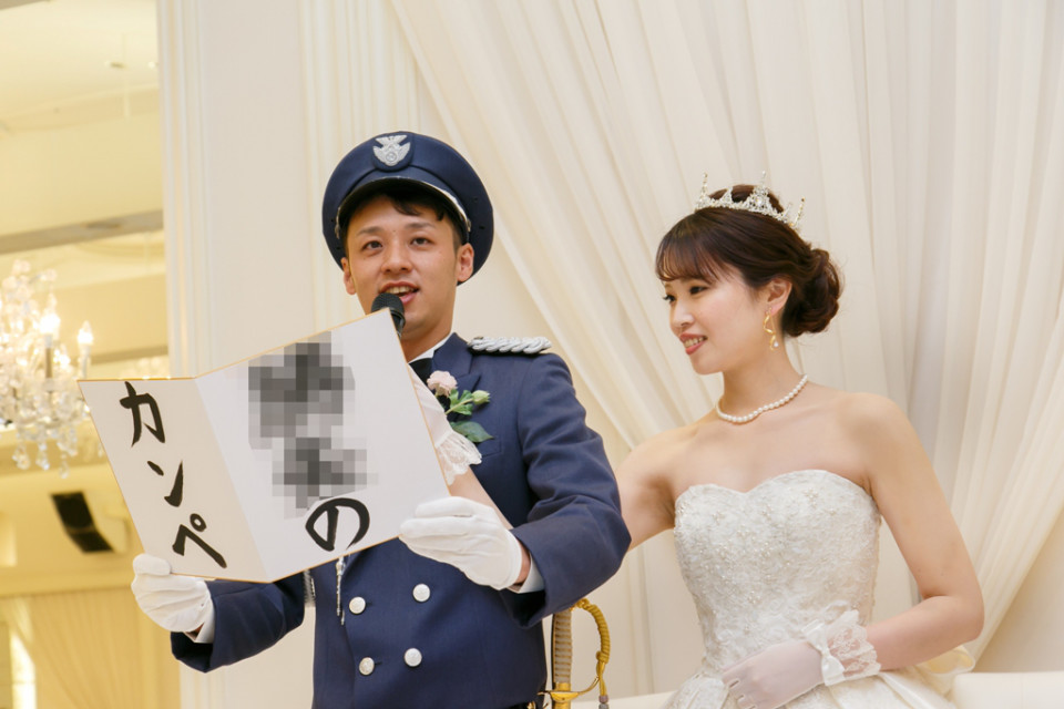 こだわり演出いっぱい 新郎新婦 ゲストの笑顔が溢れるウェディング Anfelicion