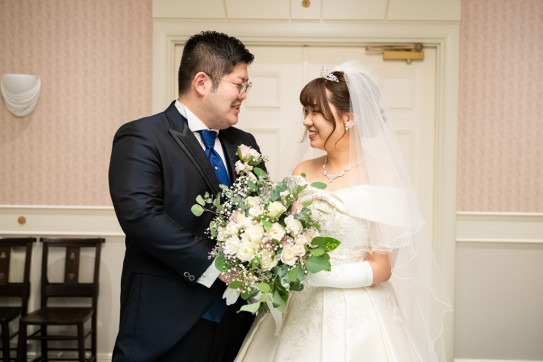 しあわせいっぱいの結婚式に 個性をひとさじ 笑顔と絆の結婚式 Anfelicion