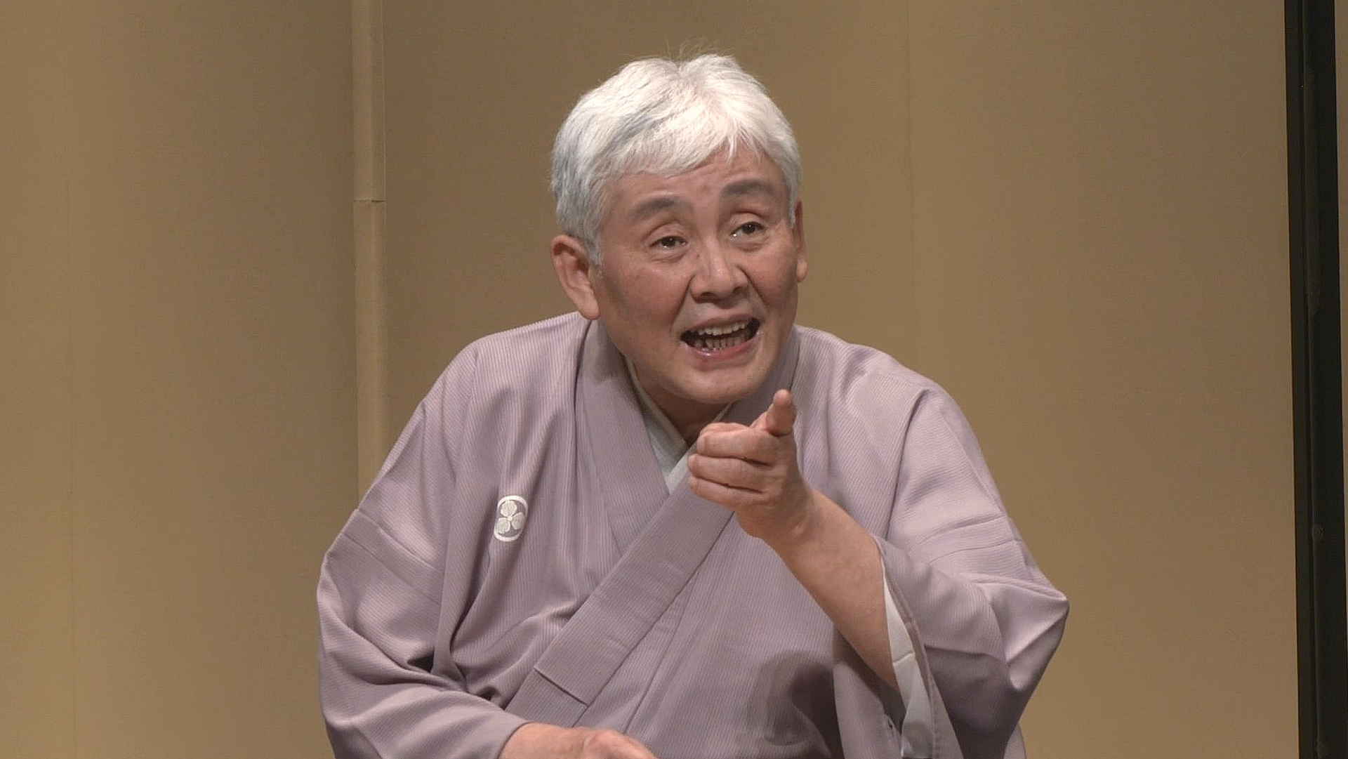 落語家 手ぬぐい 柳家喬太郎 あ、手ぬぐいひろげたね ども、柳家