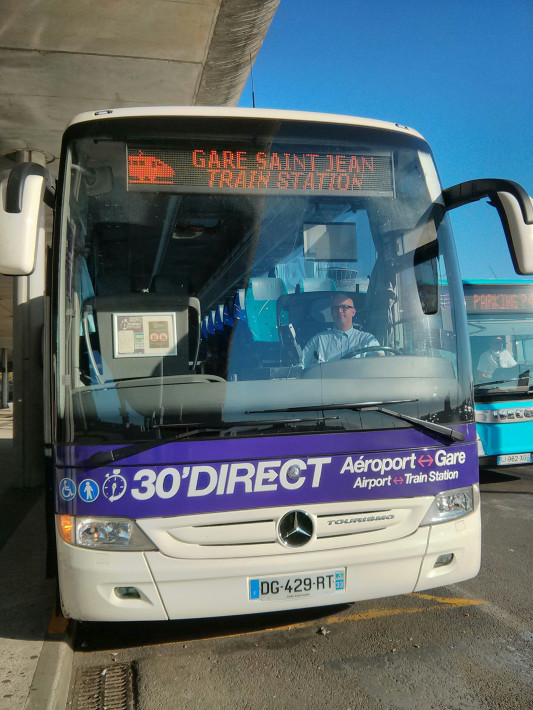 ボルドー空港からボルドーsncfサンジャン駅への30分直行バス ボルドー留学サポート ボルドー空港からボルドーsncfサンジャン駅への30分直行バス ボルドー留学サポート