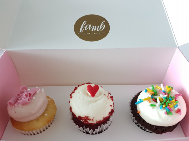 バースデー カップケーキ探し最終章 Lamb Cupcakery へ Familytravelog