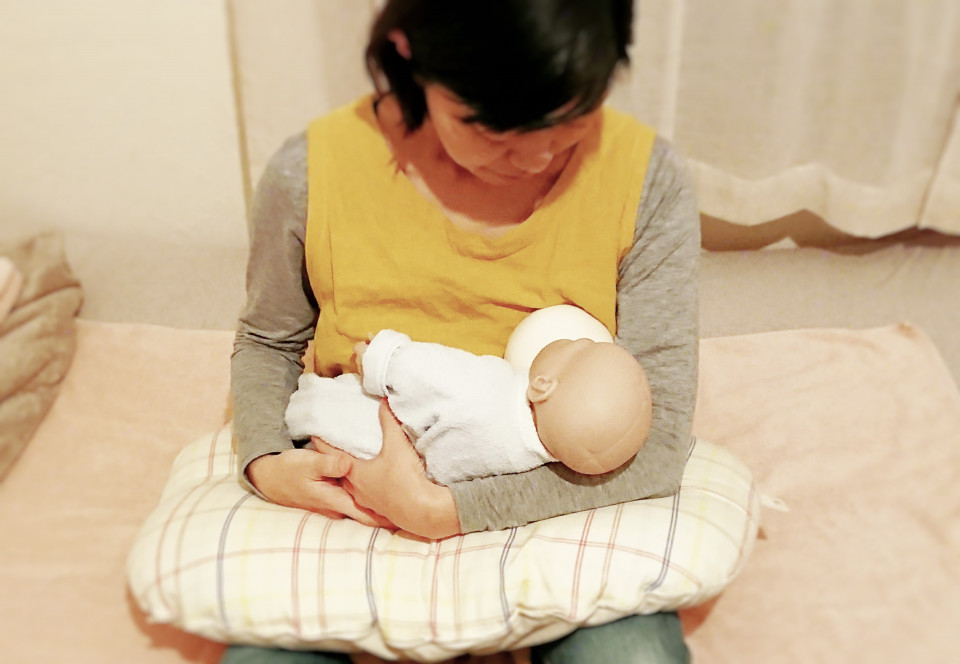 授乳クッション不要論 助産院ばーす