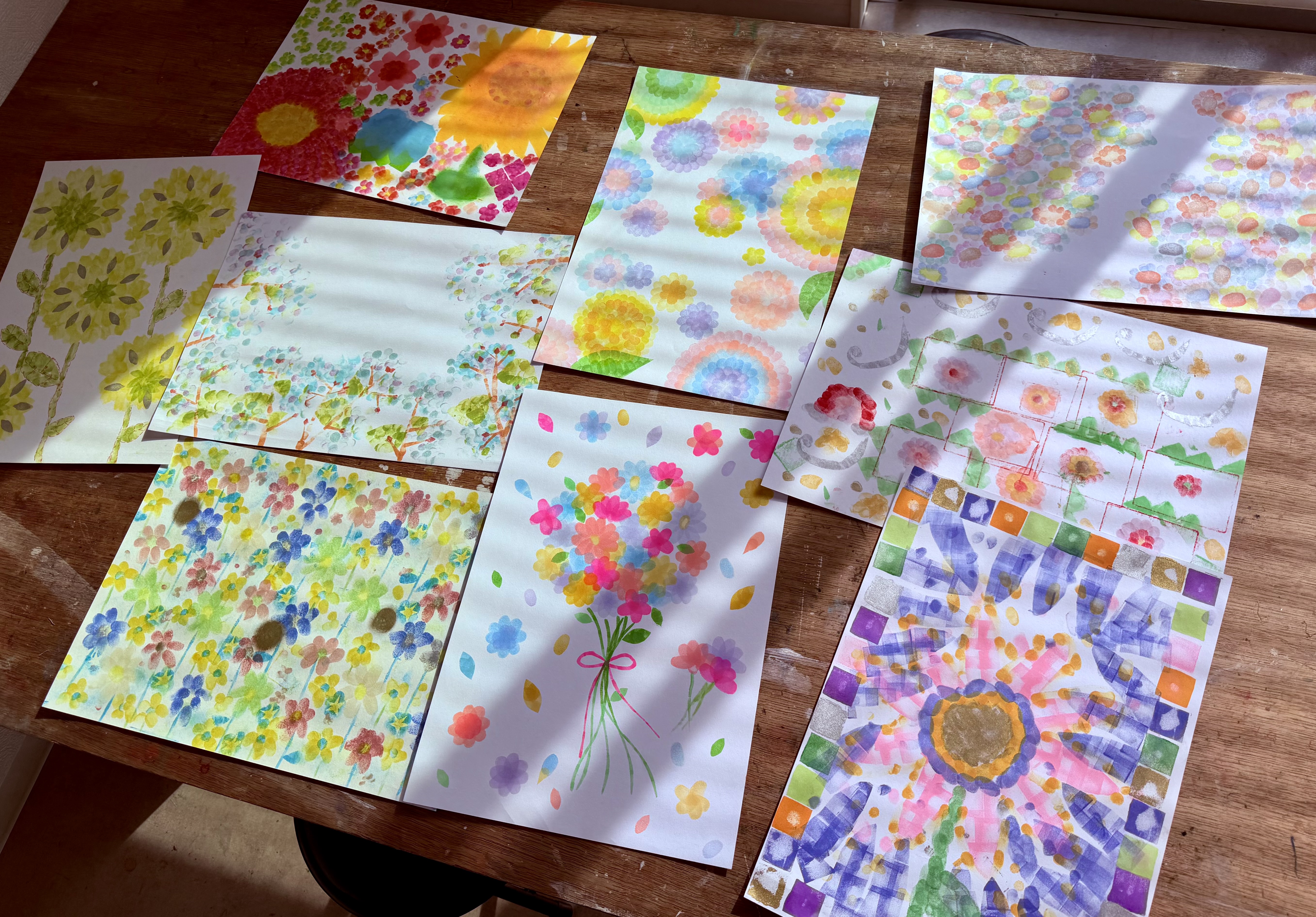 小学生》🌼スタンプのお花🏵️ | 絵画教室【ATAGO ART Lab.／あたごラボ】