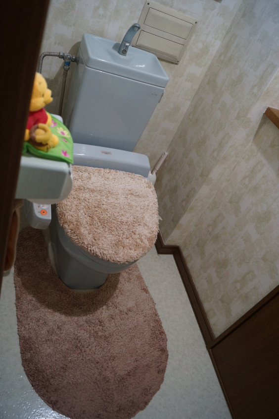 クールでスタイリッシュなトイレ空間 kabeya works クールでスタイリッシュなトイレ空間 kabeya works
