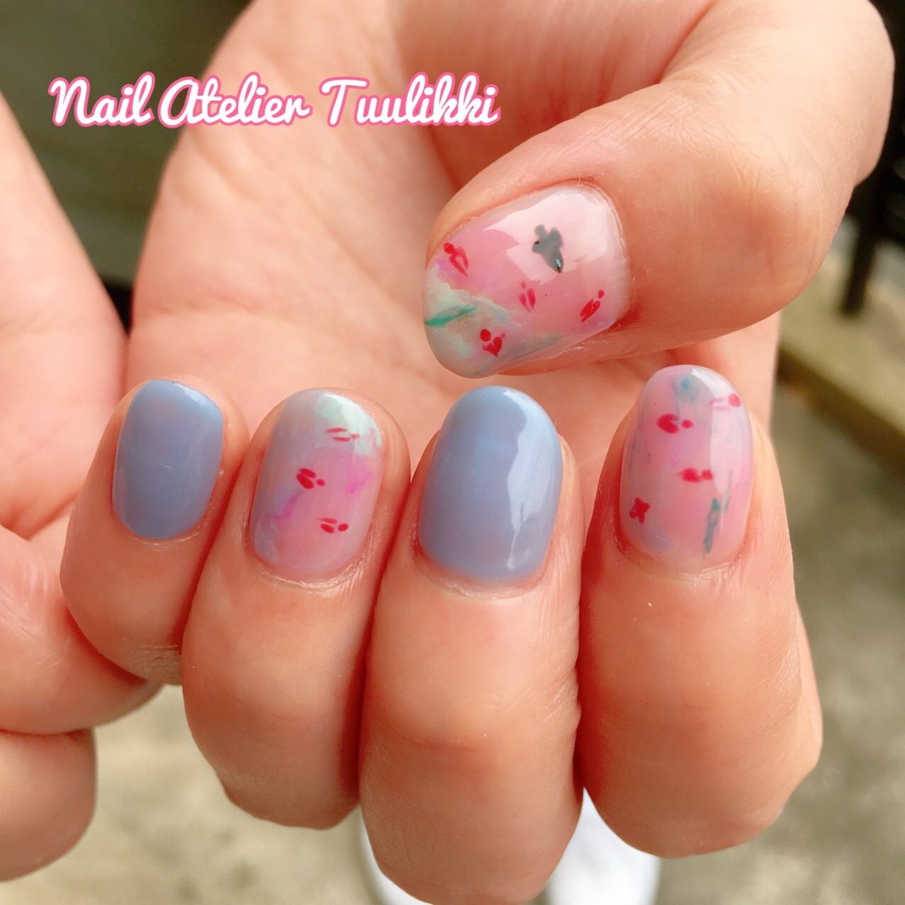 絵本ネイル | Nail Atelier Tuulikki