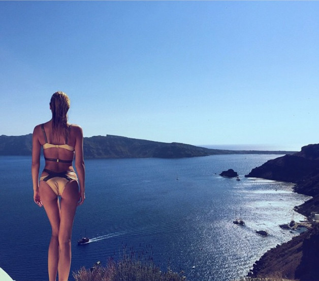 美しい肉体は美しい風景に宿る 世界の美人instagramから Gq Japan Blog 美しい肉体は美しい風景に宿る 世界の美人instagramから Gq Japan Blog