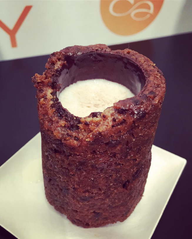 ドミニクアンセルベーカリーで話題のクッキーショットを飲んで食べてきた マジシャン もやしくん 公式サイト 出張マジック 北海道no 1のプロマジシャンが忘年会や結婚式披露宴等 イベントの余興を盛り上げます 札幌からマジシャン派遣 ドミニクアンセルベーカリーで話題のクッキーショットを飲んで食べてきた マジシャン もやしくん 公式サイト 出張マジック 北海道no 1のプロマジシャンが忘年会や結婚式披露宴等 イベントの余興を盛り上げます 札幌からマジシャン派遣