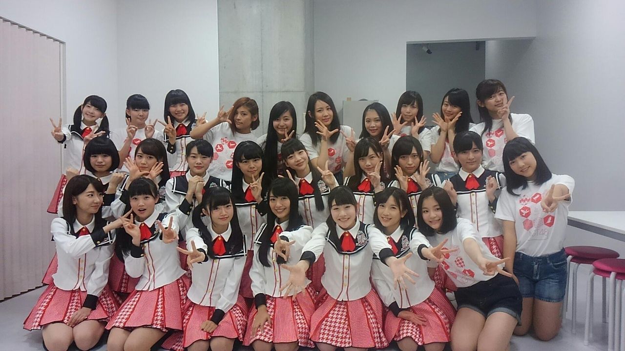 AKB SKE NMB HKT 乃木坂 劇場盤 CD お好きなCD まとめ売り｜邦楽