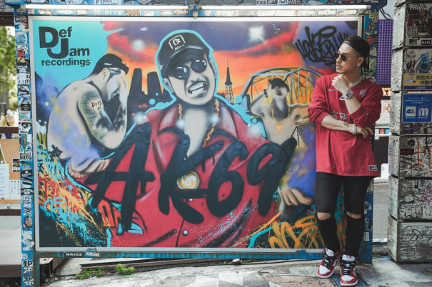 Ak 69 Hip Hopの聖地 渋谷manhattan Recordsにcazul氏が描いたak 69のグラフィティが掲示 Sns投稿でプレゼント企画実施 Def Jam Japan The Official Site