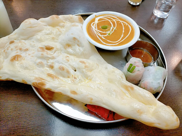 インド料理マハル とろっと溶けたチーズナンが美味しい Hello Hida Takayama