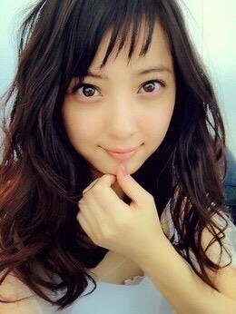 夏 湿気 汗に負けない前髪 浅田大輝 Hair Make Rouge スタイリスト カラー大好き変態男 夏 湿気 汗に負けない前髪 浅田大輝 Hair Make Rouge スタイリスト カラー大好き変態男
