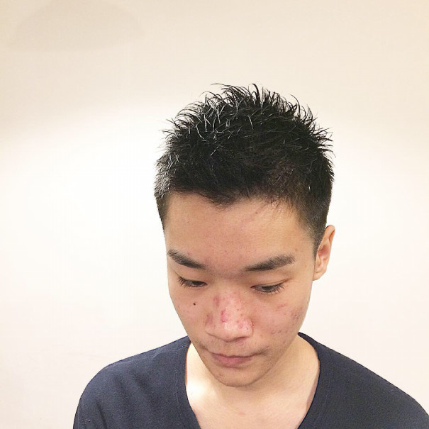 ビジネス街の美容室のような理容室で働いていた理容師のビジネスヘアスタイル メンズヘアカット専門