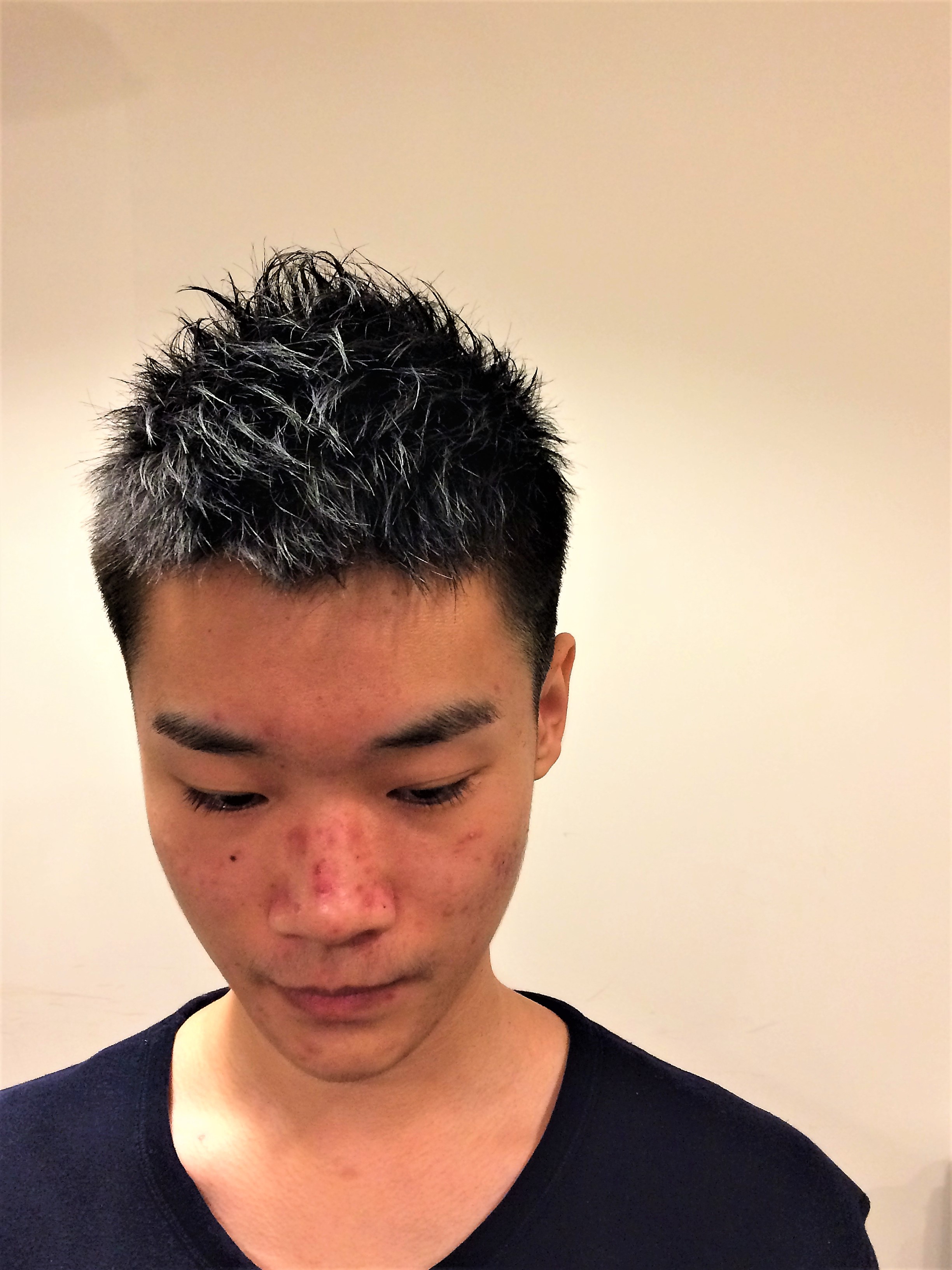 松山市メンズカットサイドのハリが気になる張りを抑えたい O R E N C H I Men S Hair 松山市 メンズ カット メンズヘア 専門 美容室 理容室 眉毛カット シェービング メンズパーマ ヘッドスパ 眉毛 マッシュ フェード ヘアスタイル