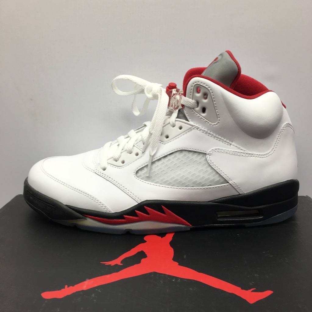 AIR JORDAN V RETRO 'FIRE RED'『SLUMDUNK』流川楓着用カラー 