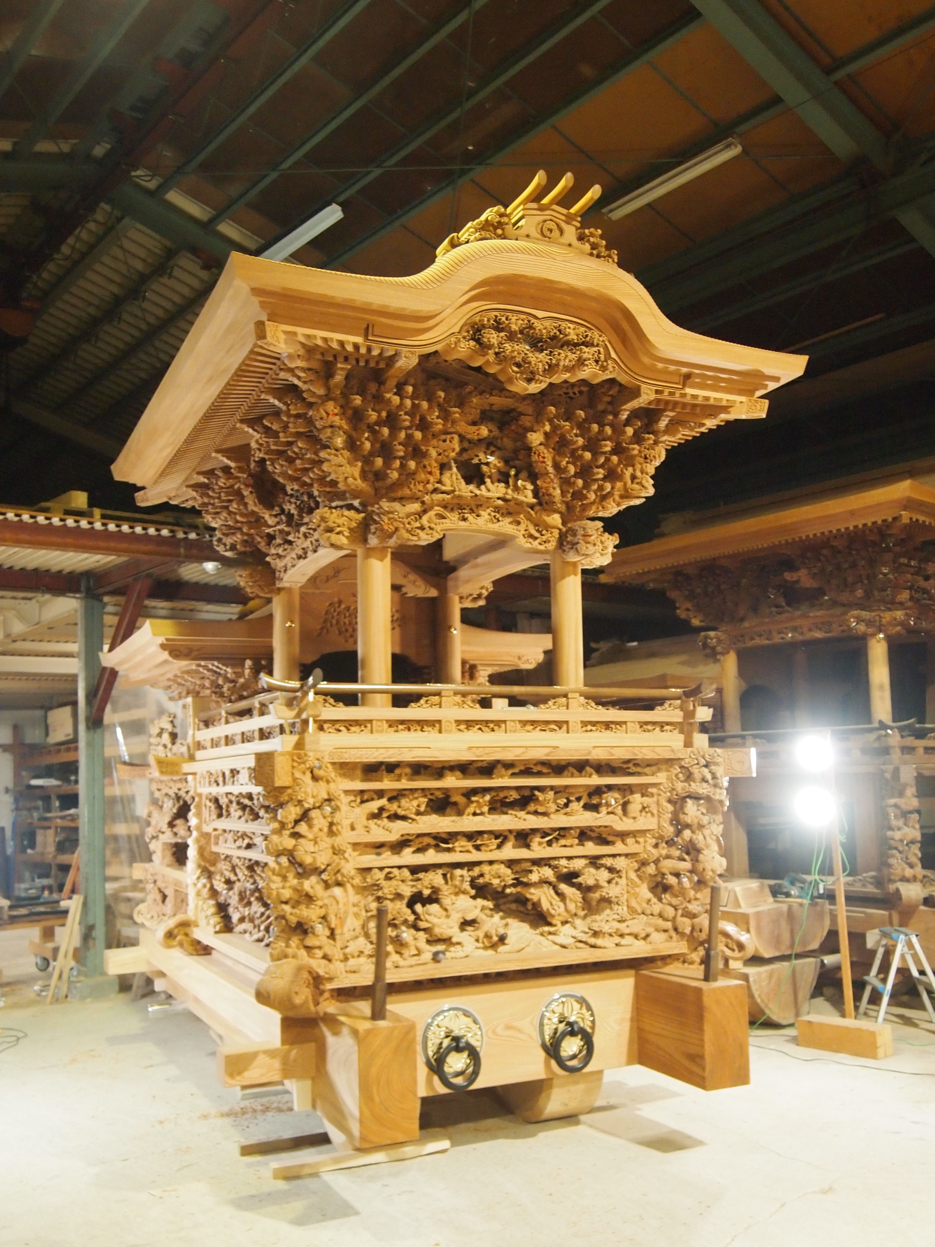 だんじり 地車 部材 家 抽象的な木製彫刻 だんじり 地車 部材 家 抽象的な木製彫刻 - メルカリ