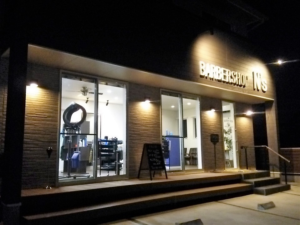 BARBER SHOP N`sの外観