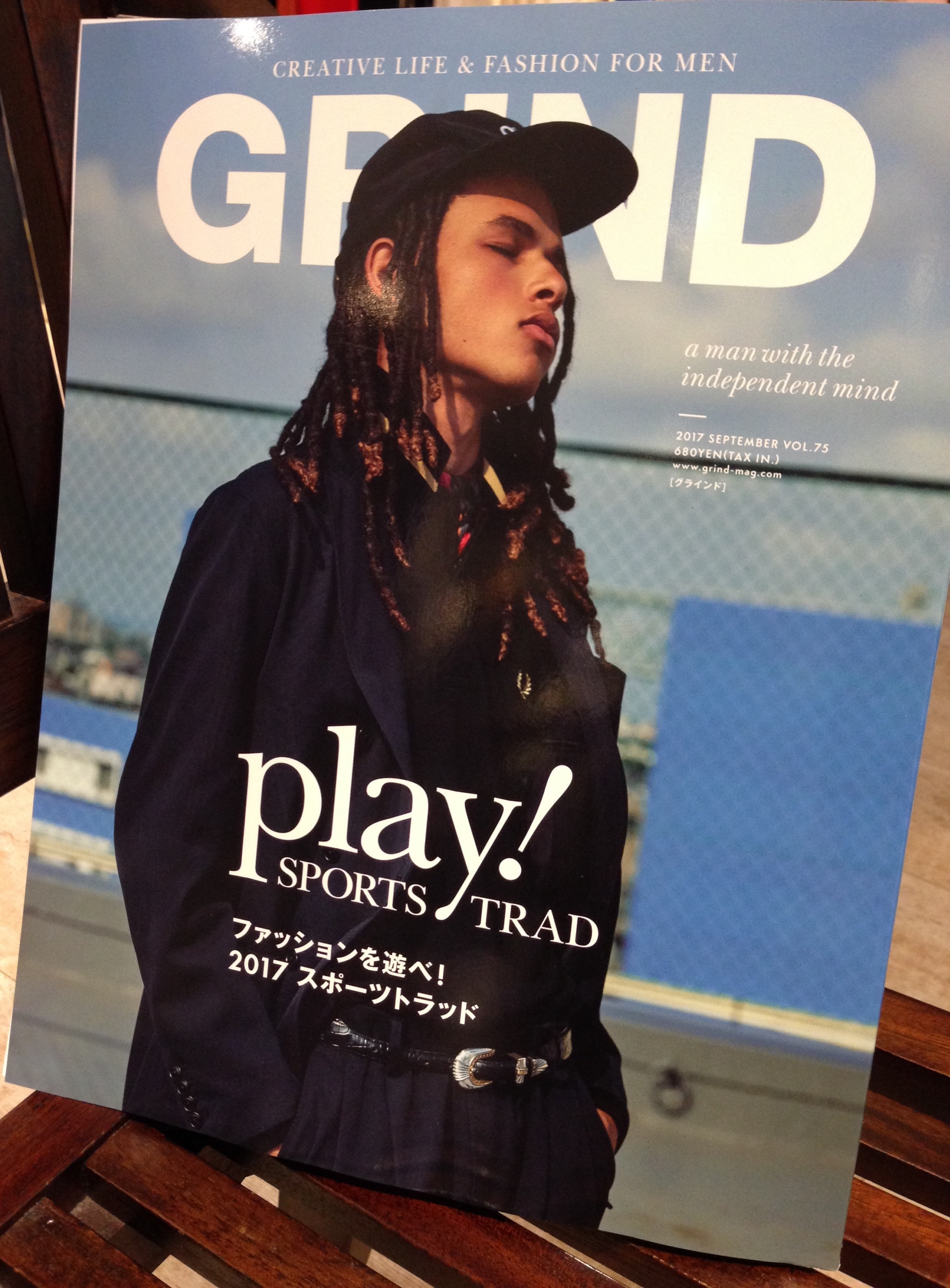 GRIND vol.75 COOTIE特集 | tinyworld.news