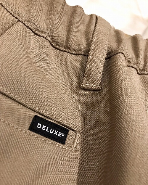 DELUXE / ZOOT | tinyworld.news