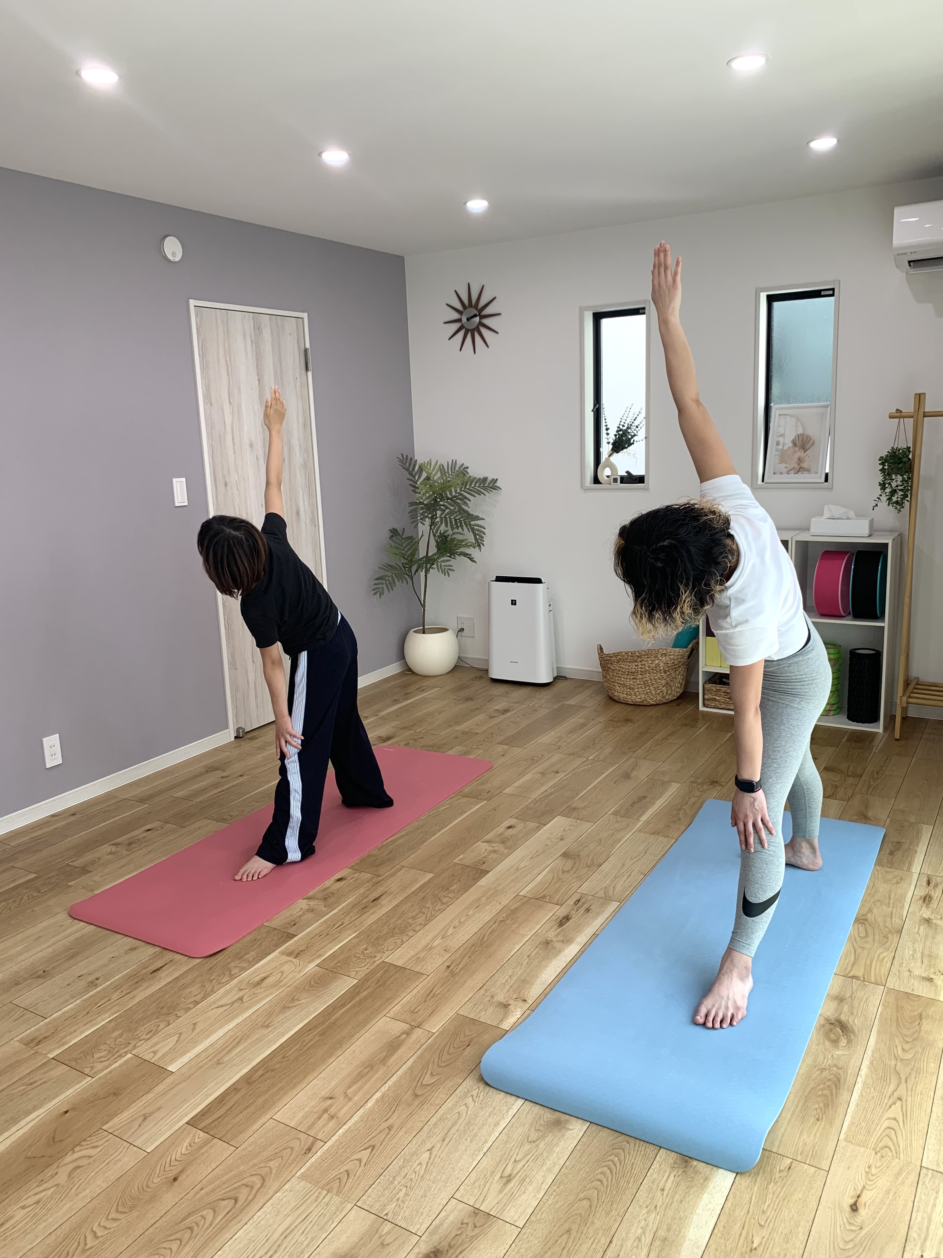 スタジオレッスン | private yoga studio MIWA（ミワ）〜子連れOK！少