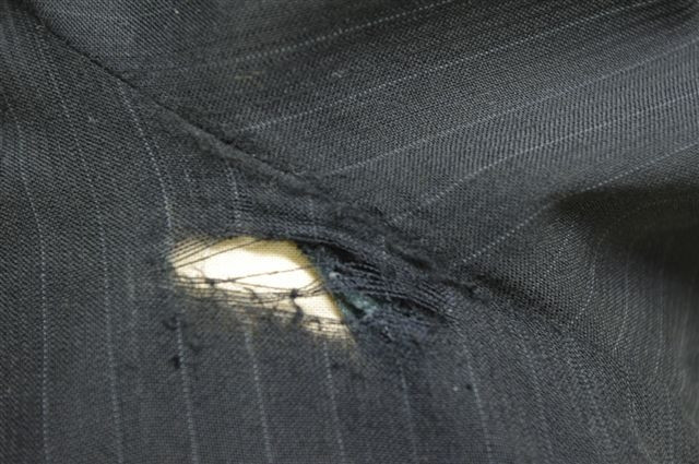 スラックス 股の破れの補修 ビーフレッシュのブログ