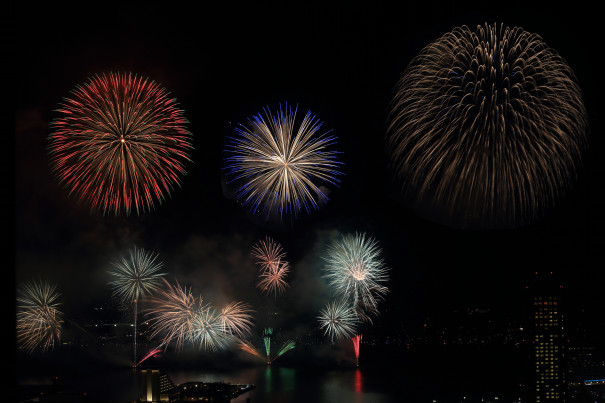 16年 こうべ海上花火大会 Photo Studio Blanc S Ownd