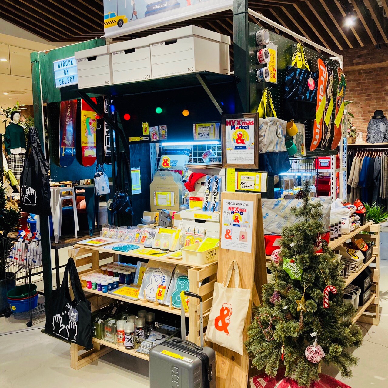 通販 送料無料  and 11/19（金）〜12/25（土）niko  Christmas York New ポケモンカードゲーム