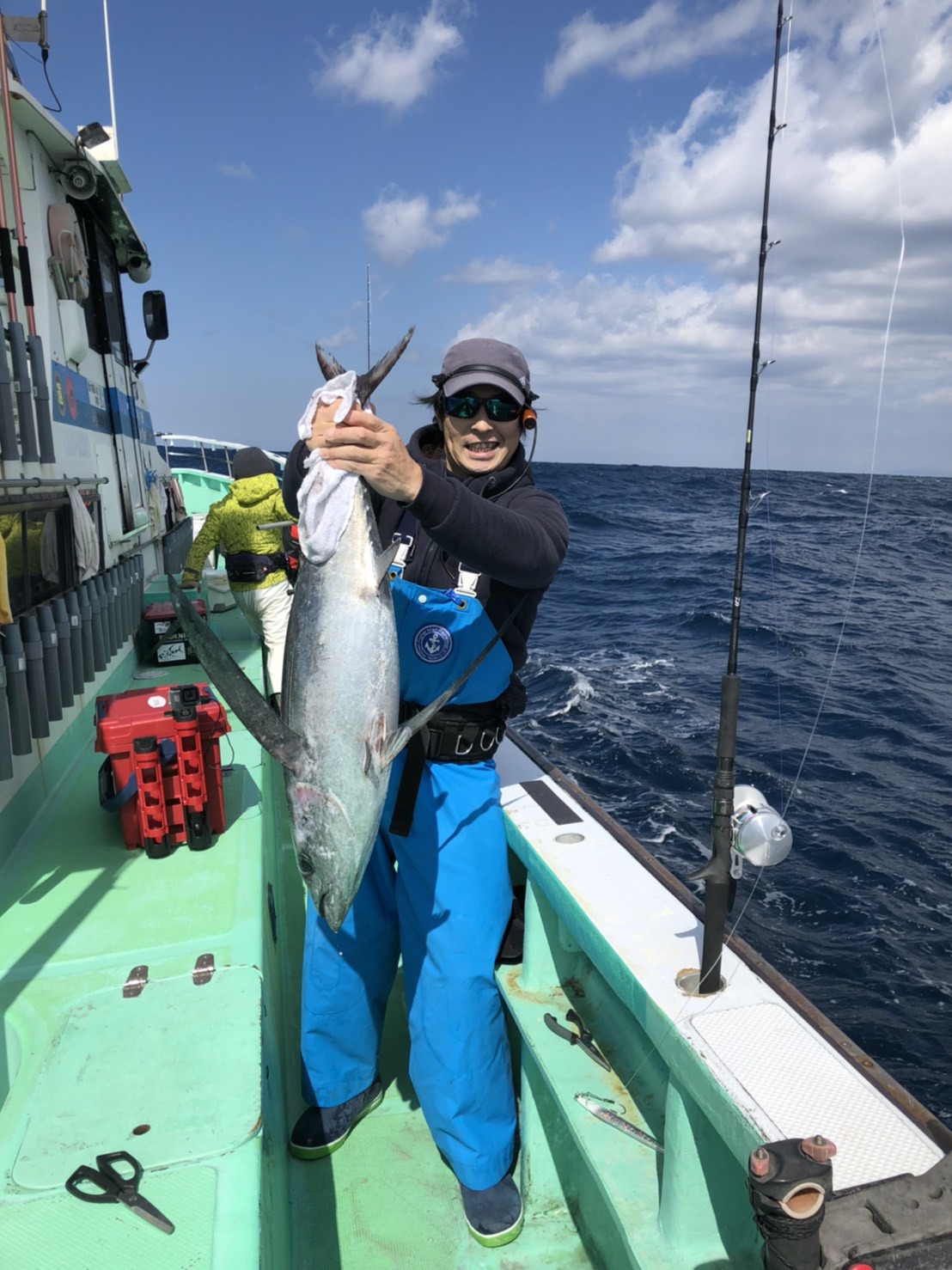 トンジギ（ビンチョウマグロジギング）に行ってきましたー！ | 横浜