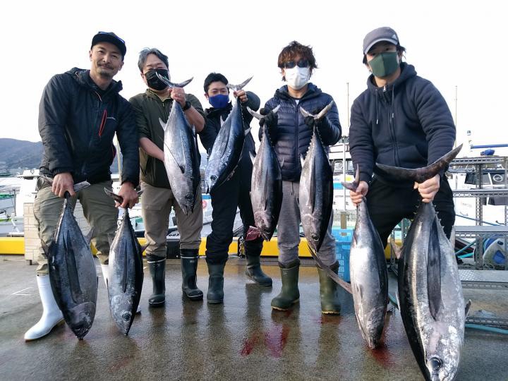 トンジギ（ビンチョウマグロジギング）に行ってきましたー！ | 横浜