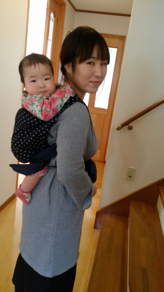 育児の大切なアイテム 一度着けたら 必需品に ひまわり