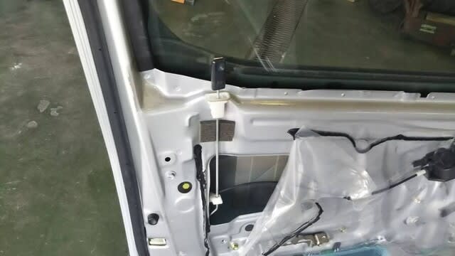 ファンカーゴ ドアロック修理 オートサービスイトウ