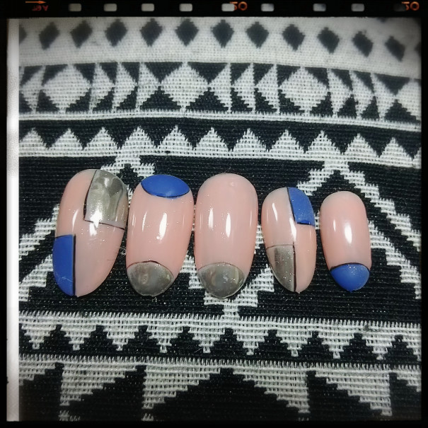 モード系ネイル Fairy Tale