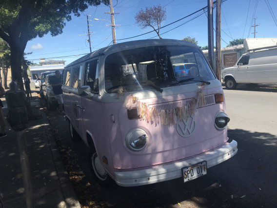 ピンクのワーゲンバスのleinai A 実店舗オープン 2018秋ハワイ Enjoy Life Enjoy Hawaii
