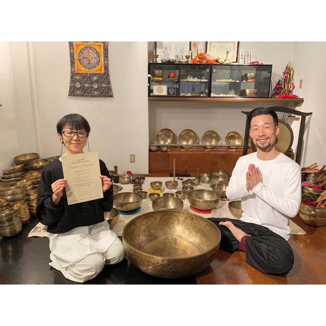 シンギングボウルセラピスト 認定講座 卒業生の声 Takashi Singing Bowl