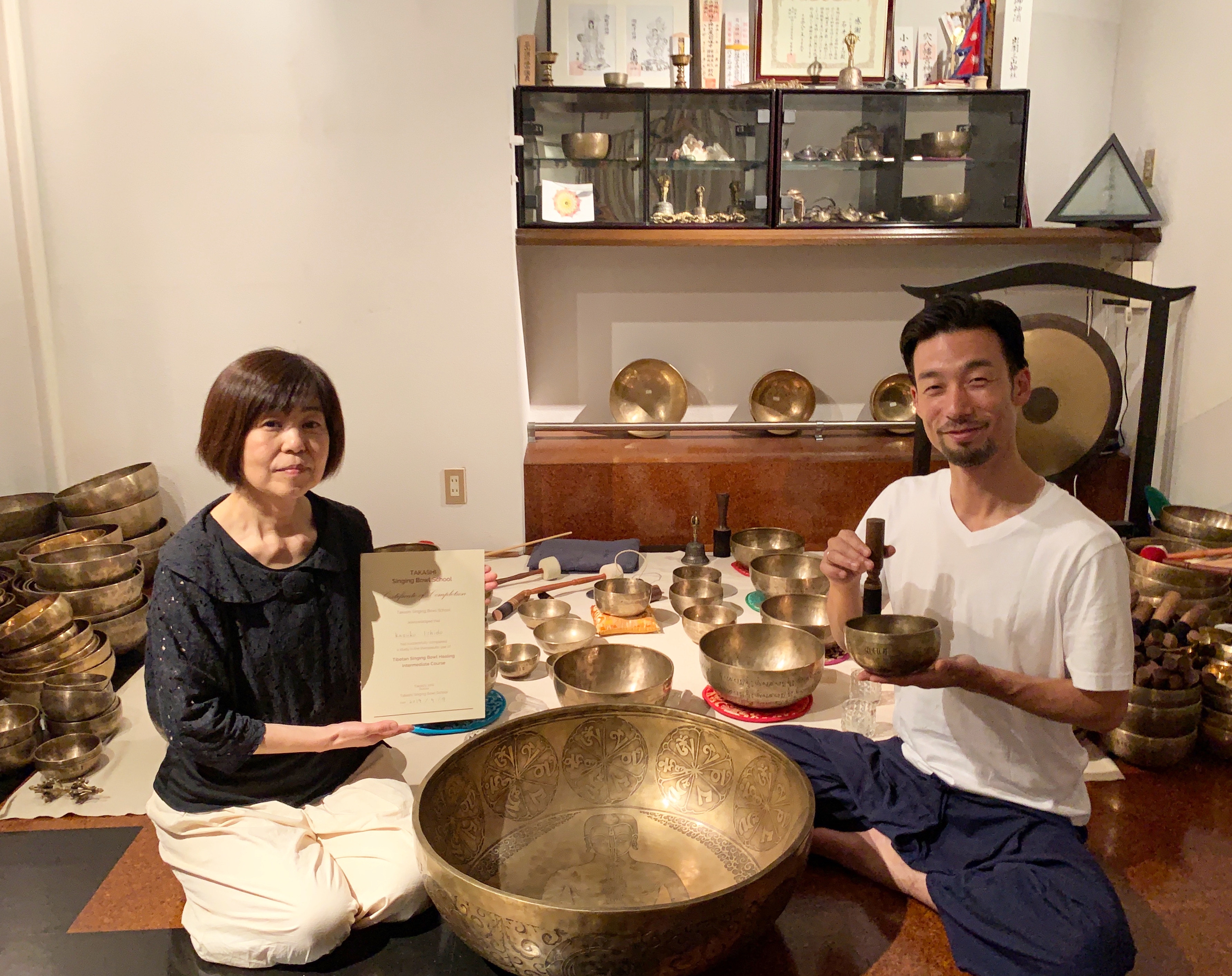 シンギングボウルセラピスト 認定講座 卒業生の声 | Takashi Singing Bowl