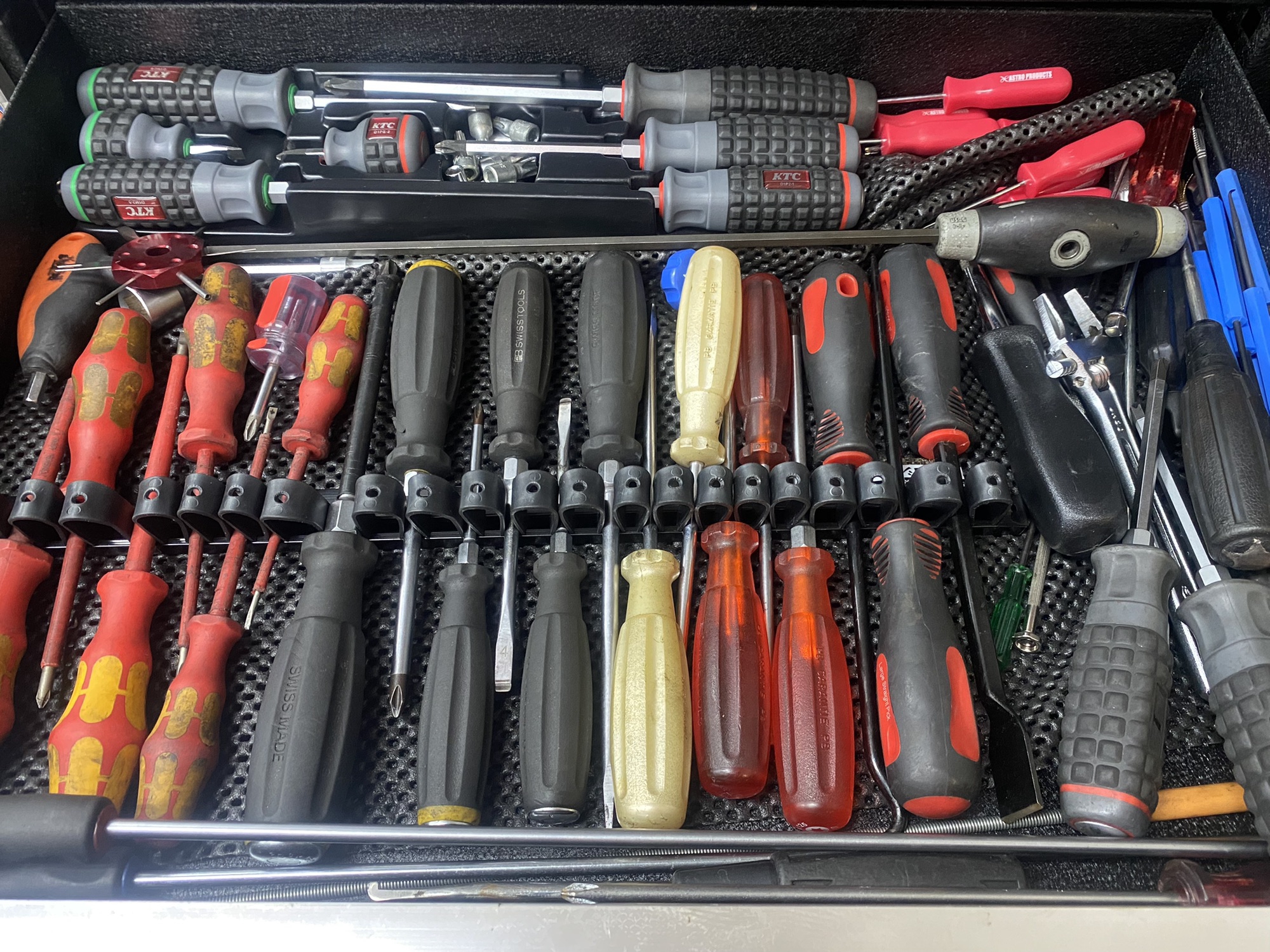 当店整備器具 | オートバイ販売・修理：MMM（トリプルエム）MOTO