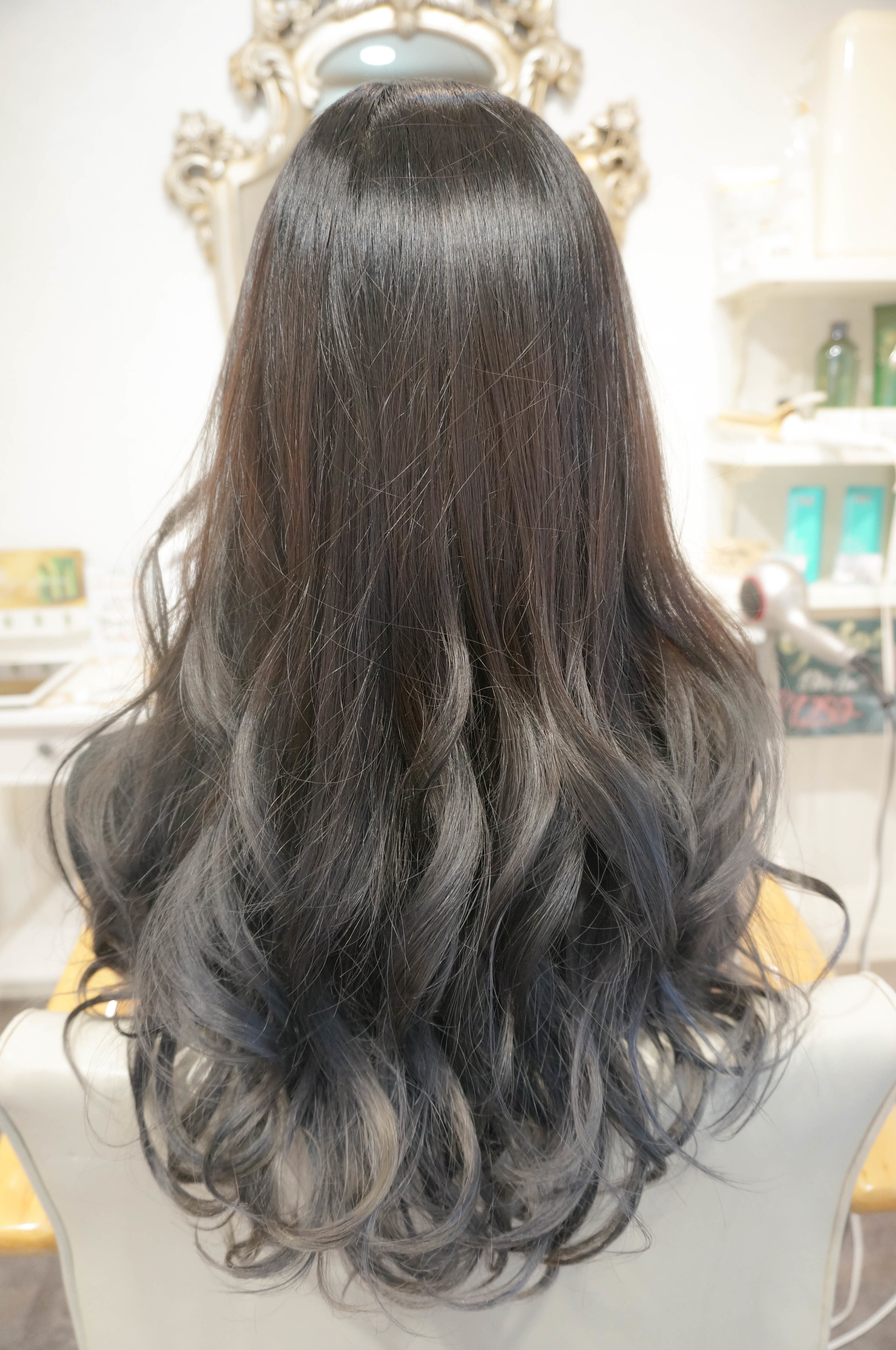 グレーグラデーションカラー 髪色 Private Hair Salon Aurora アウローラ