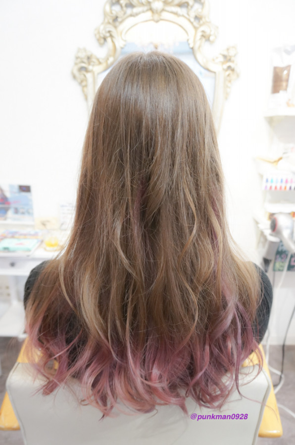 アッシュベージュグラデーションカラー ピンク髪色 Private Hair Salon Aurora アウローラ