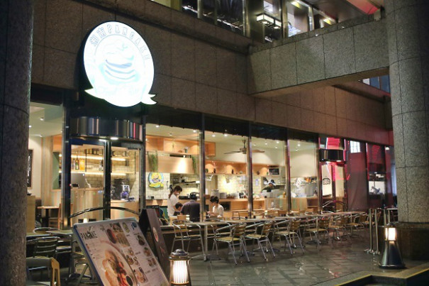 湘南パンケーキランドマークプラザ店 ワンコとカフェに行こう