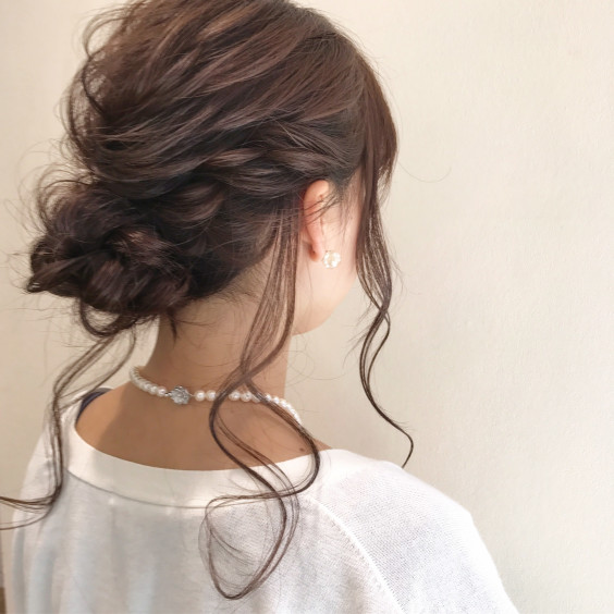 柏で 結婚式のお呼ばれヘアするならシニヨンヘアはいかがですか 柏からウェディングヘアアレンジをお届けする