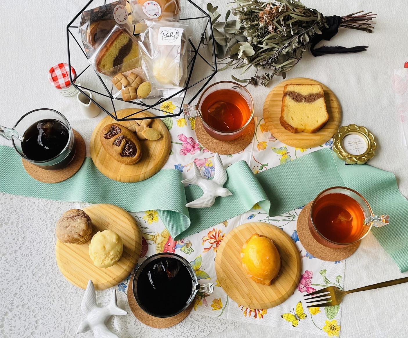 あなたのための毎月の幸せなおやつタイム【yumyumbox（ヤムヤム