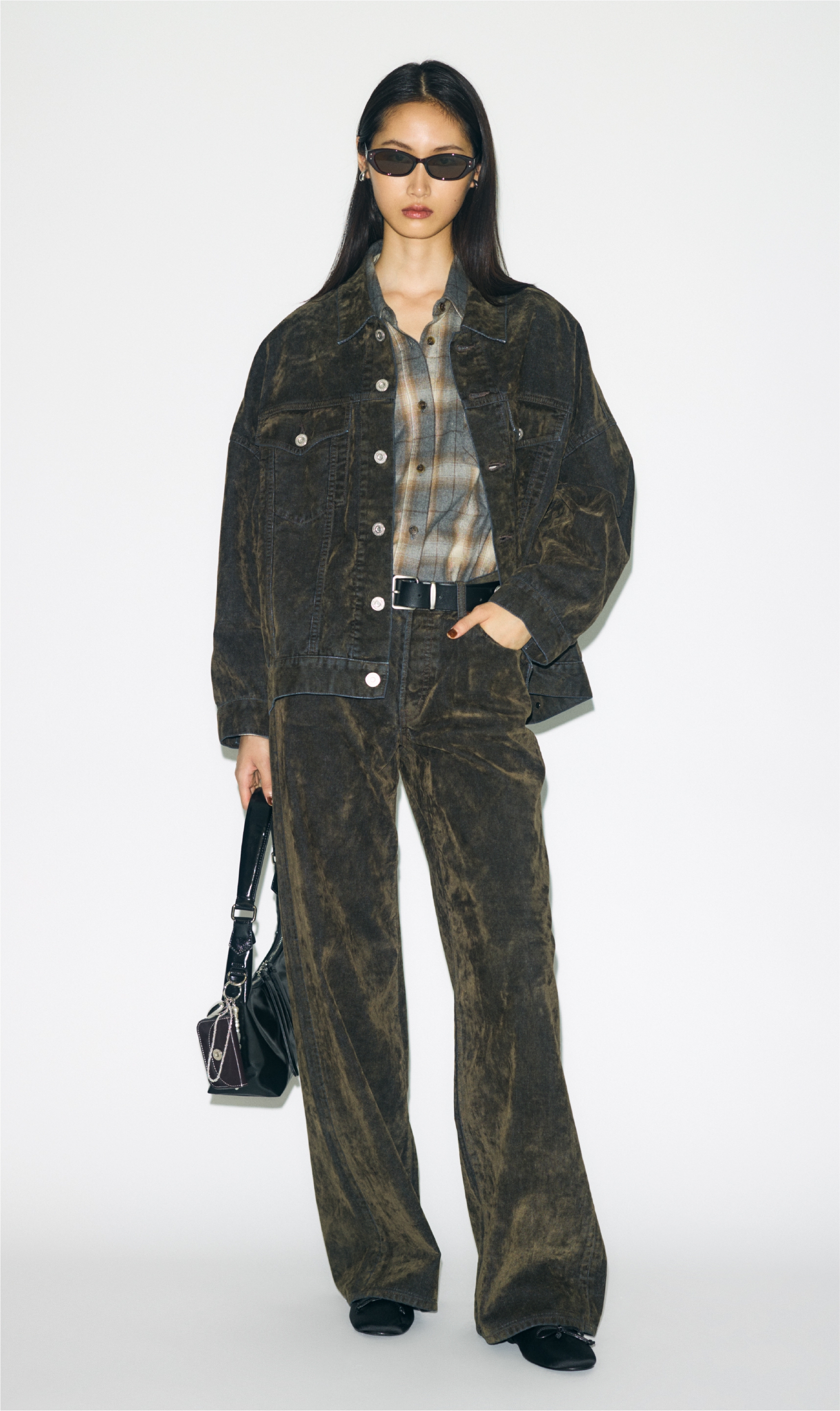 moussy 新宿 15da6ebc2e1ddbe94cc7b621e02d80