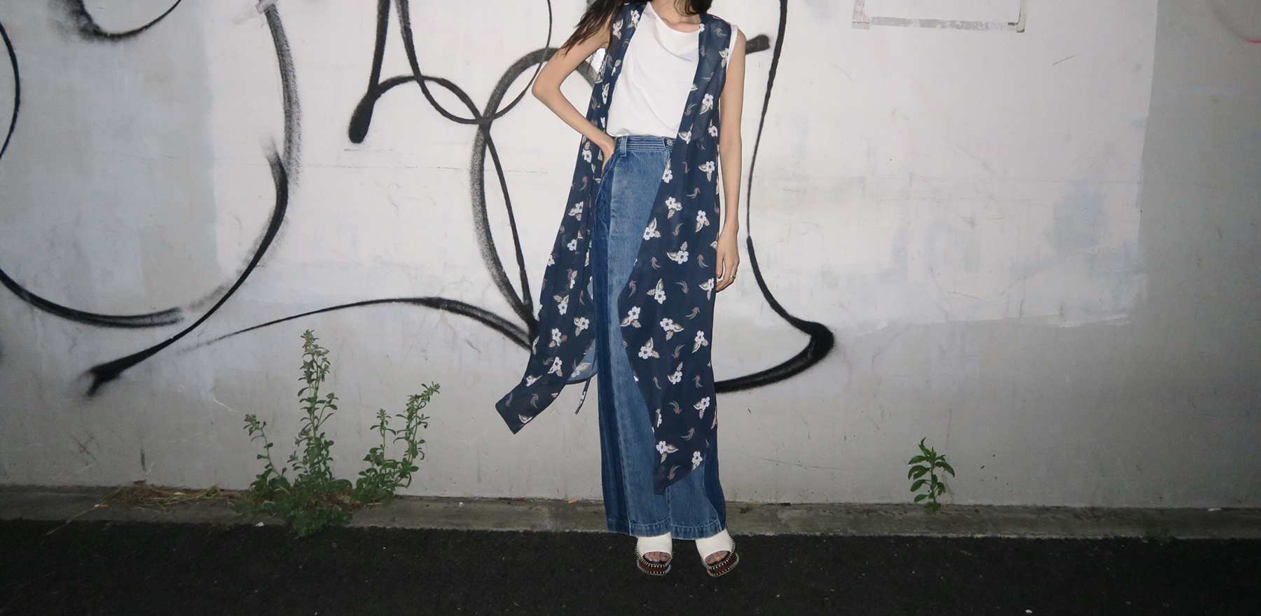 moussy 花柄ジレ moussy - moussy 新作 花柄 ジレ 2wayの通販 by mui｜マウジーならラクマ